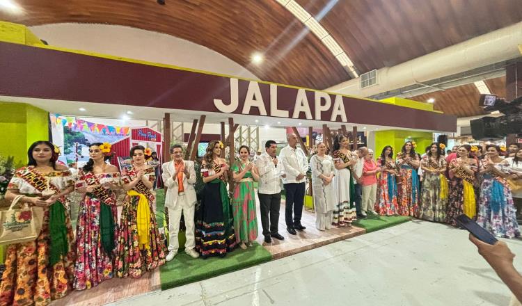 Destaca Jalapa riquezas productivas, artesanales y gastronómicas en su stand de la Feria