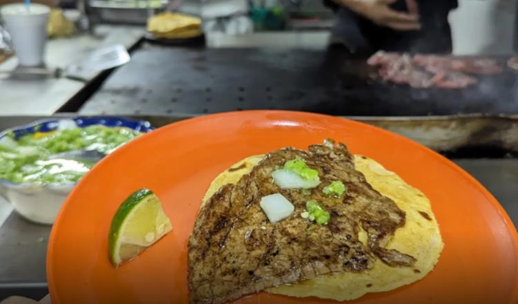 Hacen fila en taquería de CDMX tras conseguir estrella Michelin 