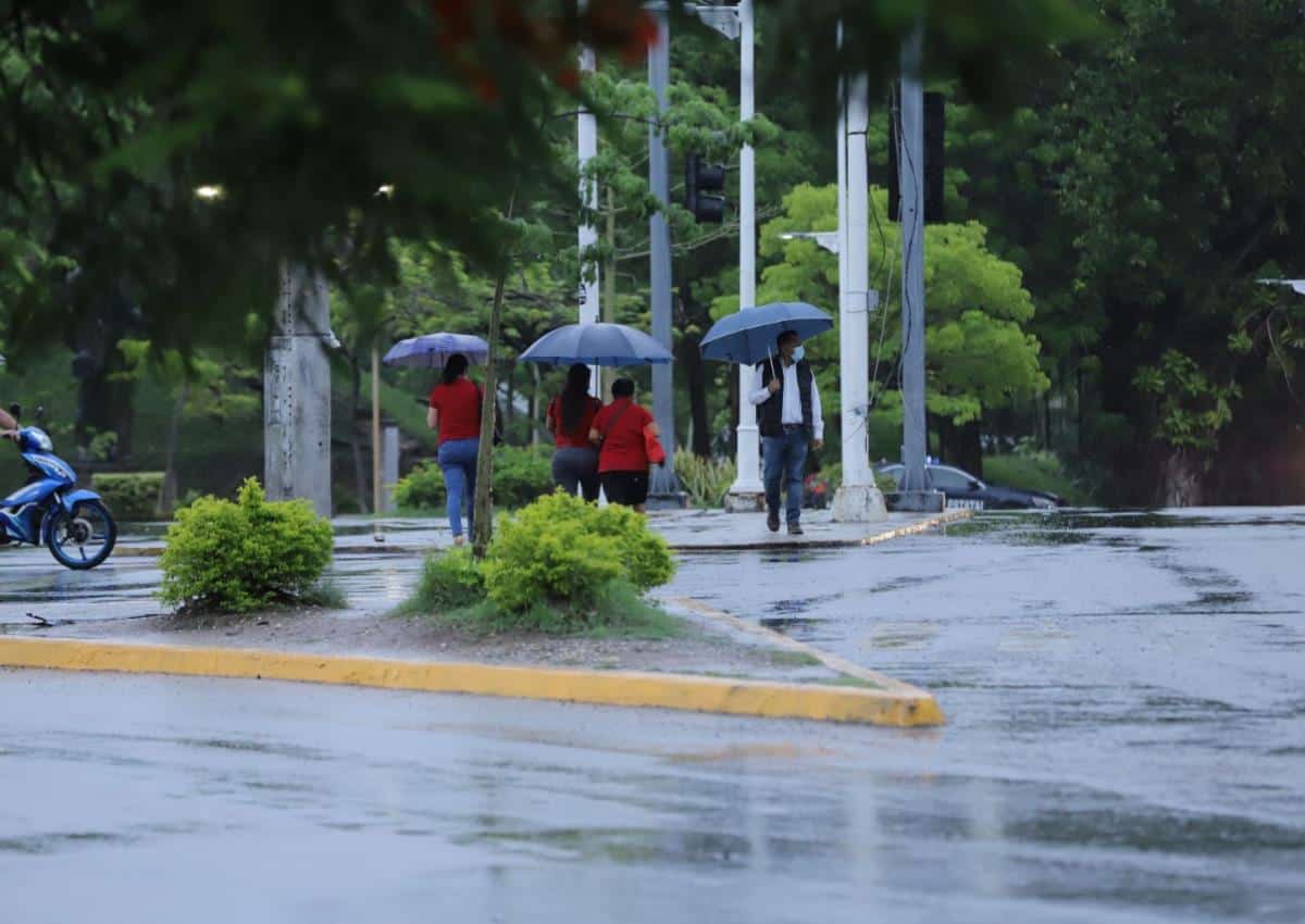 Intervalos de chubascos con lluvias puntuales fuertes pronostica Conagua para este jueves en Tabasco