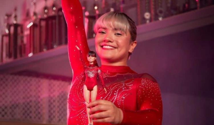 Barbie diseña muñeca en honor a la gimnasta mexicana Alexa Moreno