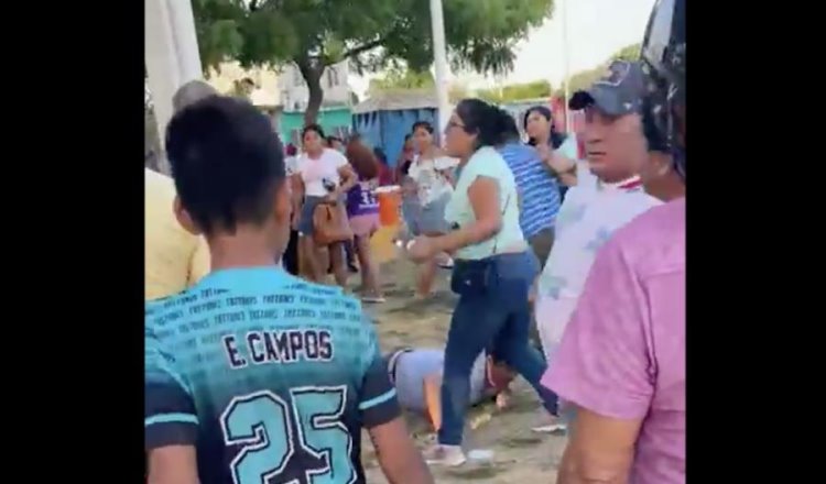 Ciudadanos se lían a golpes en casilla de Cárdenas