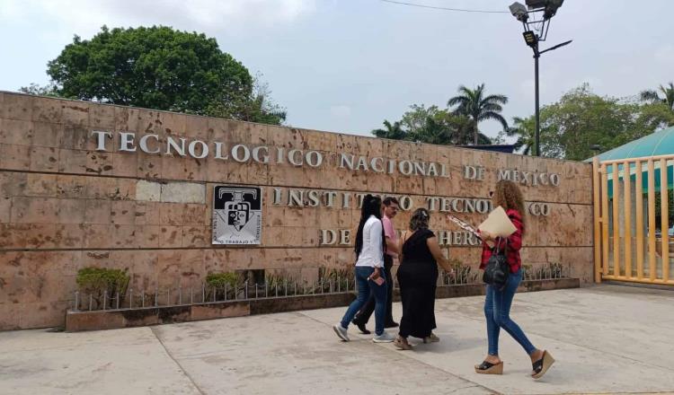 Docentes acusan a director del Tec de Villahermosa de incitar a la violencia