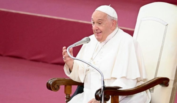 Papa Francisco sostendrá encuentro con comediantes de 16 países; hay 105 confirmados