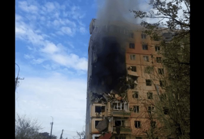 Rusia ataca ciudad natal de Volodimir Zelensky