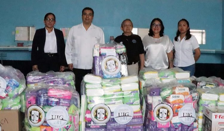 TSJ dona toallas sanitarias para reclusas de 5 cárceles de Tabasco
