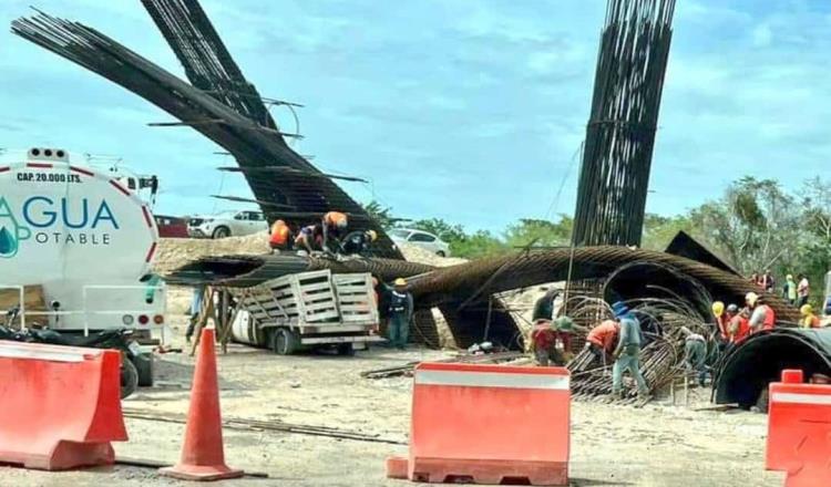 Colapsa estructura del Tren Maya en Chetumal por lluvias y aplasta camioneta