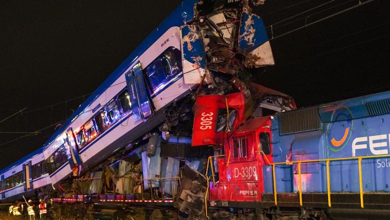 Accidente de tren deja 2 muertos y nueve heridos en Chile