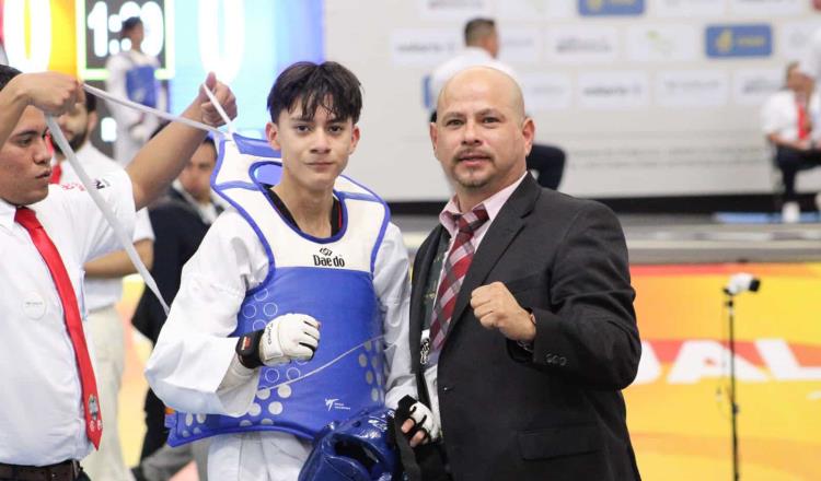 Tabasqueño Adrián Lara gana medalla de oro en Taekwondo en juegos Conade