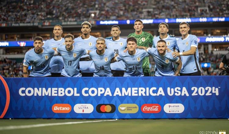 Uruguay golea a Panamá y Estados Unidos a Bolivia en partidos de Copa América