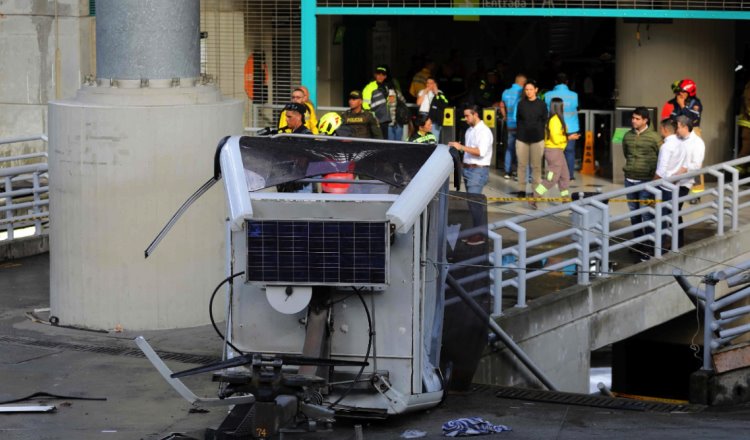 Cae cabina de teleférico en Colombia deja un muerto y 20 heridos