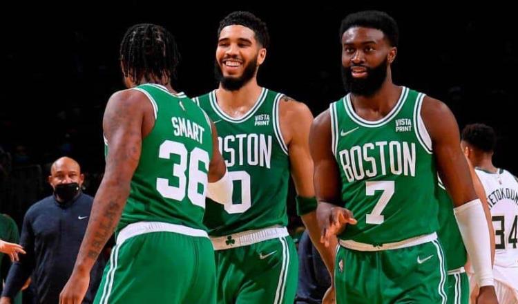 Grupo empresarial pondría a la venta los Celtics de la NBA