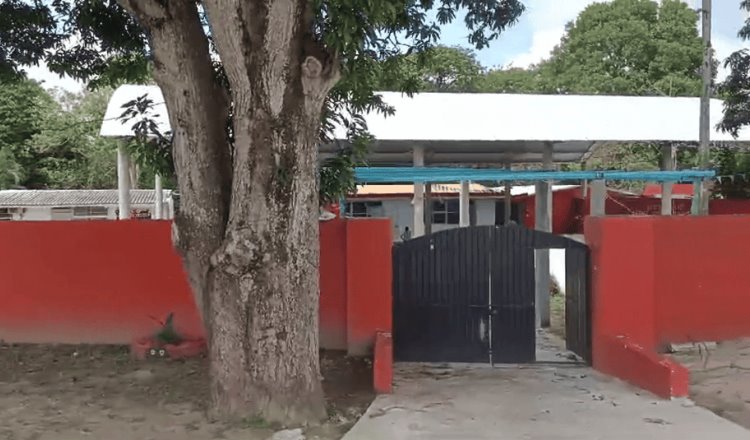 Escuela de Plátano y Cacao recibiría a un solo alumno; podrían cerrarla