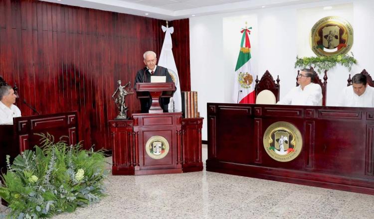 Enrique Priego Oropeza presenta su informe frente al Poder Judicial