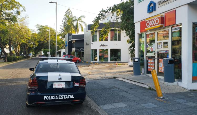 Atracan tienda de conveniencia en Tabasco 2000