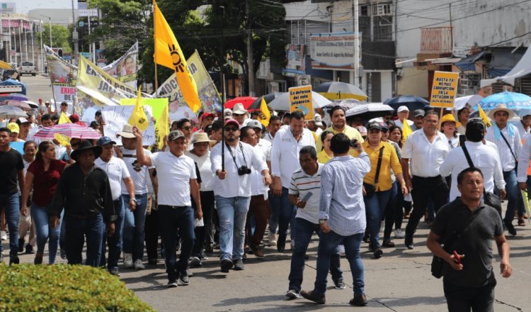 Marchan Chilo Baila y perredistas para exigir se respete su triunfo electoral en Jalpa