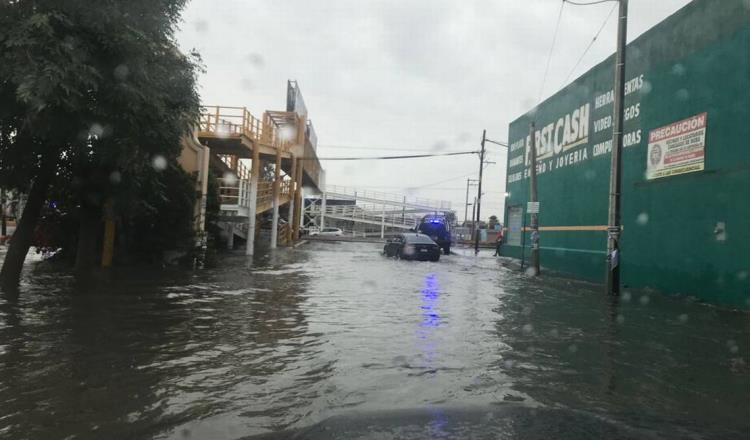 Evacuan a 80 personas por afectaciones por lluvias en SLP; 150 más están incomunicadas