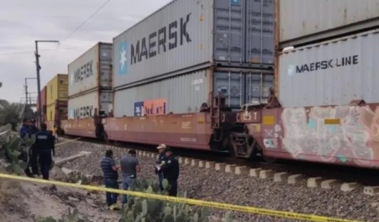 Tren arrolla a hombre mientras graba el paso de otra locomotora