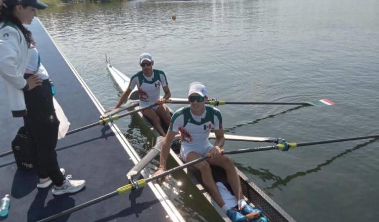 Alexis López y Miguel Carballo avanzan a final B en Remo