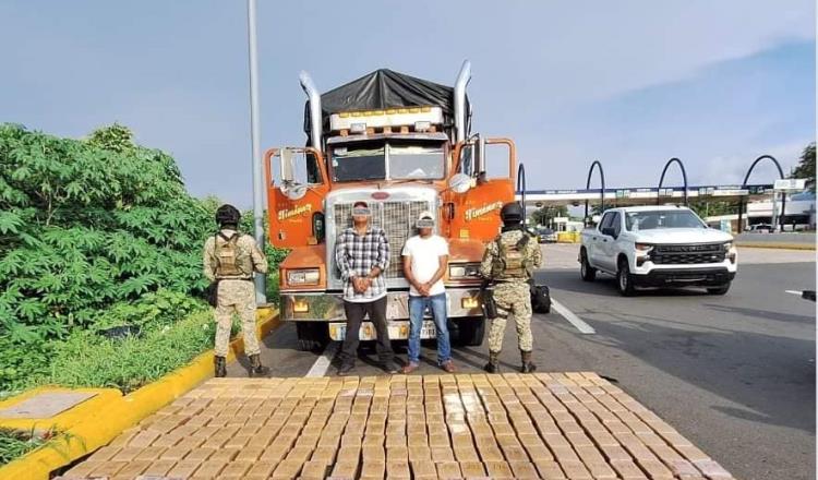 Asegura Ejército 418 kilogramos de presunta cocaína en Tepic