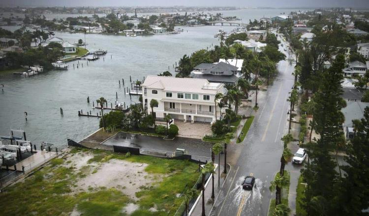 "Debby" deja un muerto y daños en su paso por EE.UU.