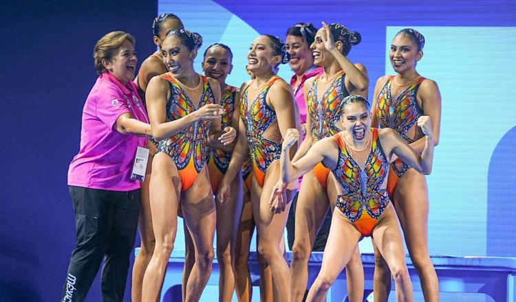 Luce equipo mexicano de Natación Artística en París y sueñan ganar medalla