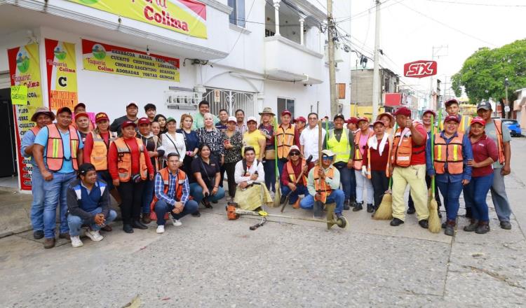 Continúan jornadas de limpieza en Centro; ahora en el Espejo II