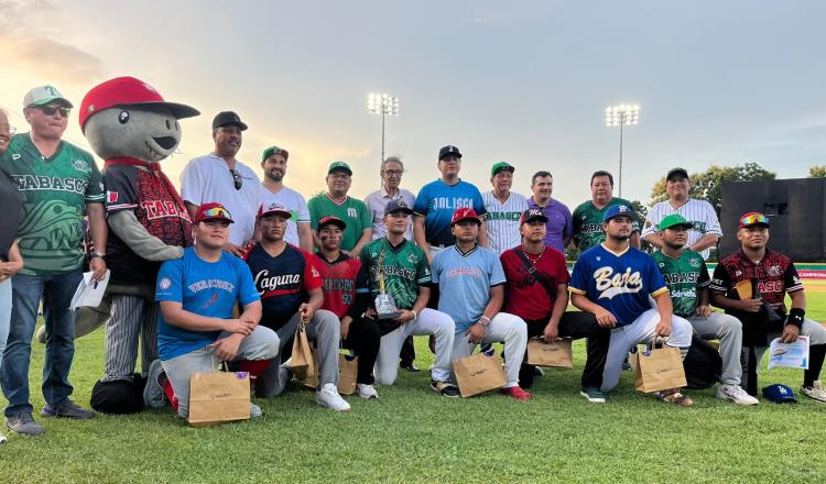 Jugador de Nuevo León se lleva el Home Run Derby del Campeonato Nacional de Beisbol