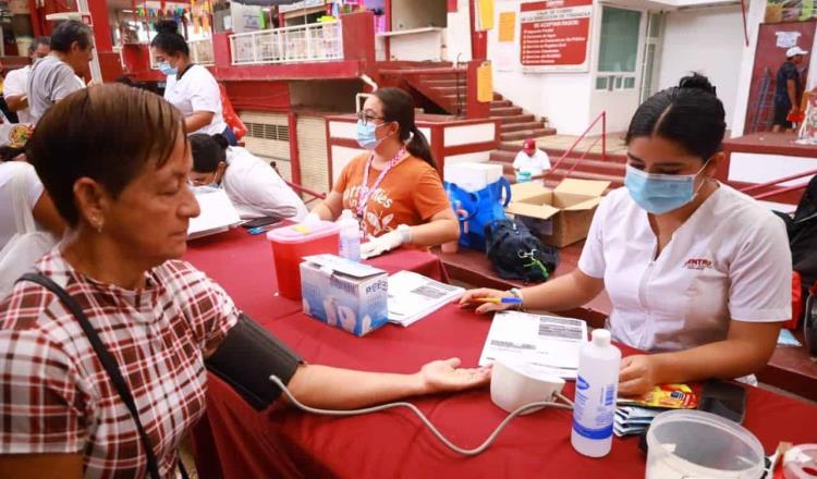 Destaca Centro que 20% de atendidos en jornada de salud resultan con glucosa o presión elevada