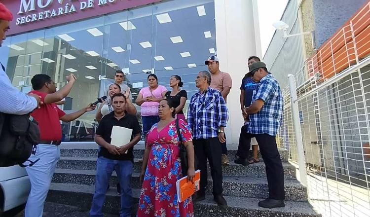 Reclaman habitantes de R/a Cocoyol mejor servicio de transporte con protesta en Semovi