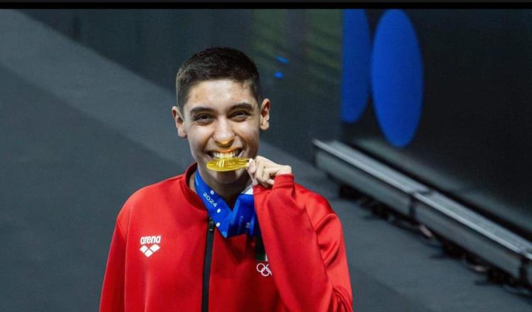 Diego Villalobos consigue su tercer presea en Mundial Juvenil de Natación; gana oro en Lima