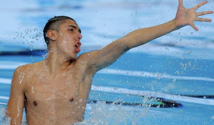 Diego Villalobos y Camila Argumedo ganan medalla de plata en Mundial Juvenil de Natación Artística