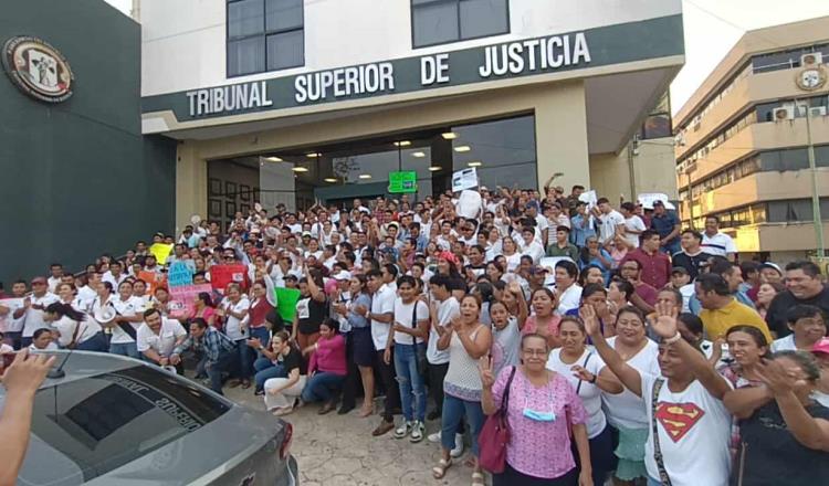 Marchan integrantes de la Red de Jóvenes de Tabasco para defender Reforma Judicial