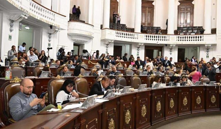 Asegura Martí Batres que no se elimina la propiedad privada tras reforma constitucional