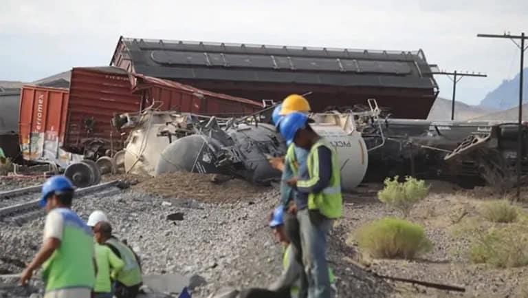 Muere niño migrante al descarrilarse tren en Chihuahua