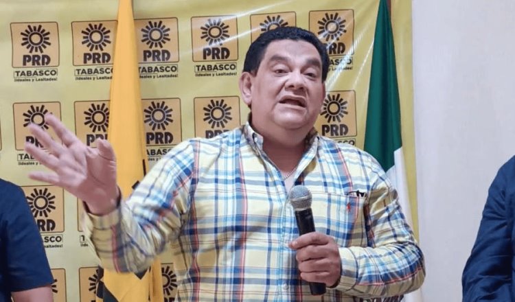 Critica PRD que Morena aplique "derecho de sangre" para dar a hijo de AMLO cargo partidista