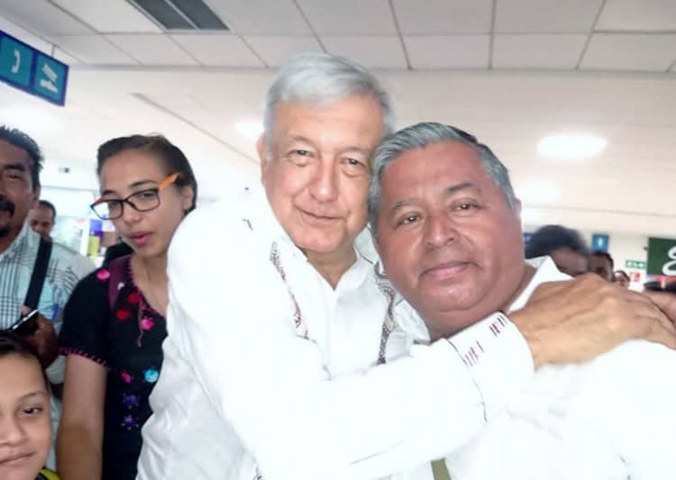 Fallece a los 57 años el decano del fotoperiodismo en Tabasco, Simón Hernández García