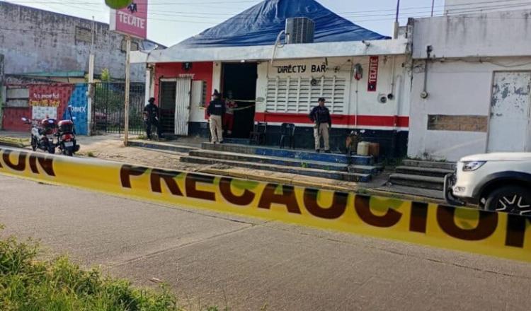 Asesinan a 2 hombres en bar de Coatzacoalcos