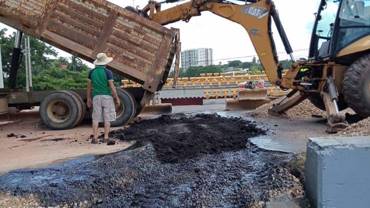 Concluyen hincado de ataguías en puente sobre laguna de Las Ilusiones