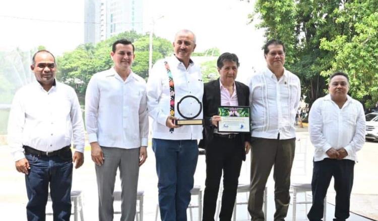 Entrega Merino Campos Premio Estatal de Ecología "José Narciso Rovirosa" 2024