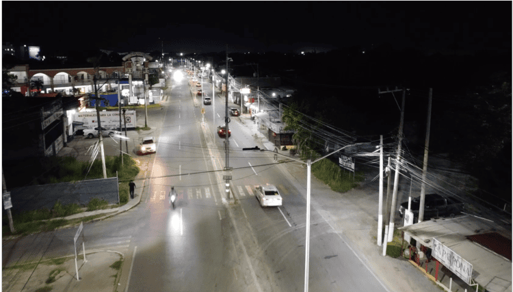 Centro concluye colocación de 372 nuevas luminarias en la Villahermosa-La Isla