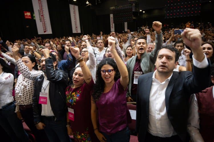 Luisa Alcalde, presidenta de Morena y Andy López, secretario de Organización