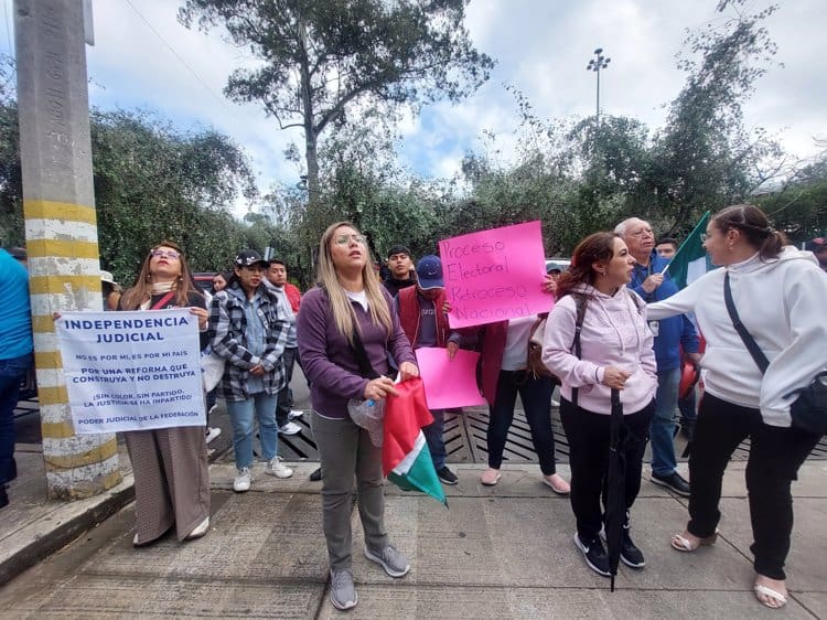 Bloquean en CDMX por inicio del proceso para elegir jueces, magistrados y ministros