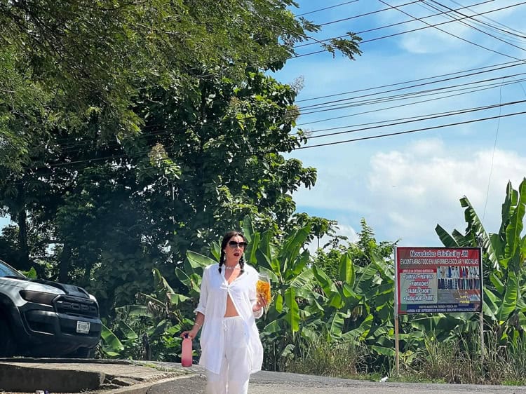 Cynthia Klitbo y Andrés Palacios también aterrizan en Tabasco; graban telenovela ´Amor Amargo´