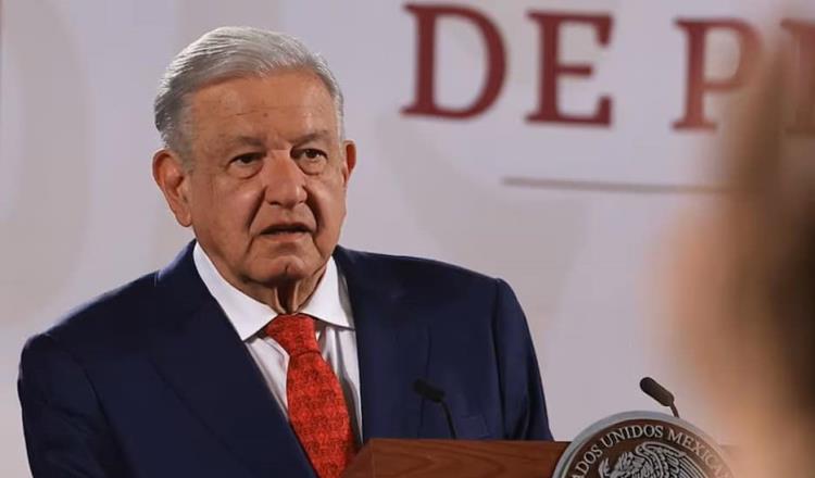 "Hicimos todo por encontrar a los jóvenes de Ayotzinapa": AMLO a 10 años de su desaparición