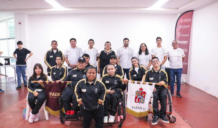 Abanderan a delegación tabasqueña de paratletismo que competirá en Oaxaca