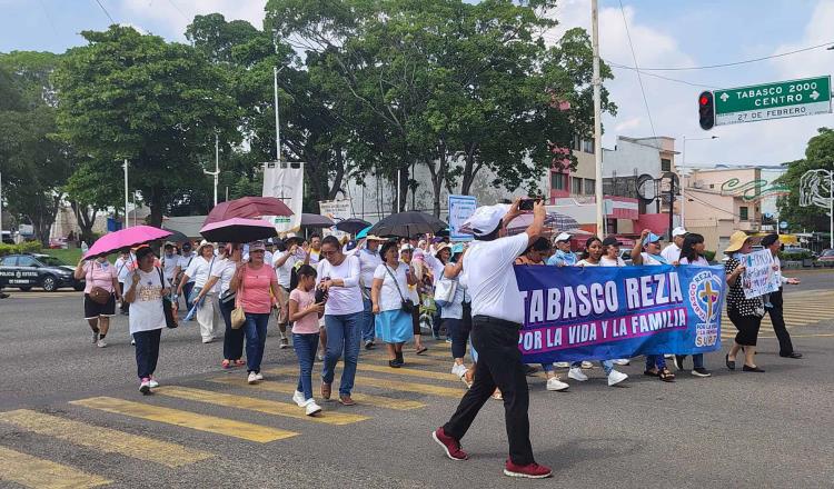 Marchan en Tabasco por la Vida y la Mujer; piden políticas en favor de embarazadas