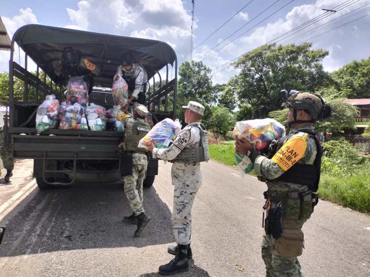 Se desborda río Pichucalco en Teapa y activan plan DN-III-E