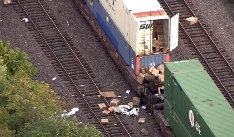 Saquean tren de carga en Chicago