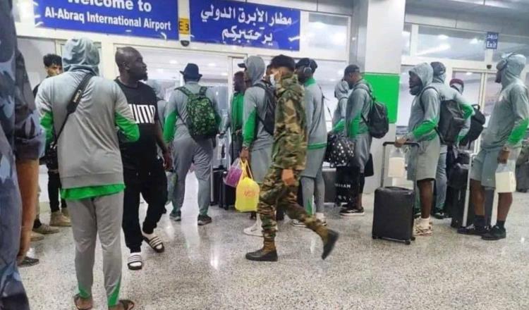 Selección de Nigeria denuncia "trato inhumano" a futbolistas en Libia