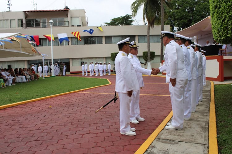 Realizan cambio de mando en la Novena Zona Naval